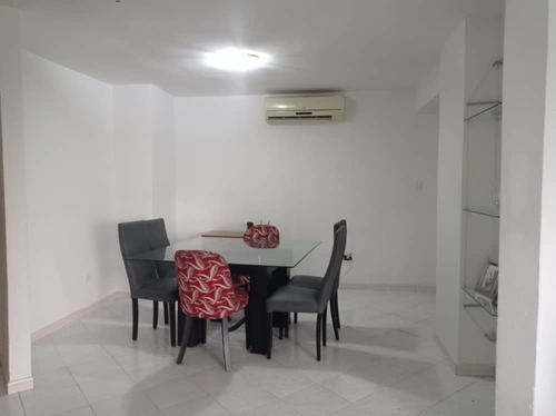 Imagen 4 de 10 de Se Vende Apartamento En Prebo Detrás Del Shopping Center