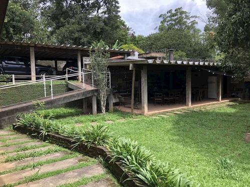 Cond. Chac Dos Lagos - Chacara Com 4.875 M2, Terrea + Casa Hospedes! - 1723