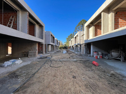 Imagen 9 de 27 de Venta Duplex Casa - Canning - Financiacion