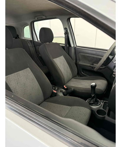 Ford Fiesta 1.6 MPI CLASS HATCH 8V FLEX 4P MANUAL