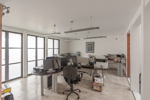 Espectacular Oficina Premium Con Bodega En Venta ¡aduéñate De Este Espacio Único Y Exclusivo Ubicado En La Col. San Francisco Culhuacan, Una Joya De Uso Mixto Con Un Potencial Excepcional!