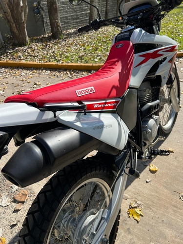 Imagen 4 de 25 de Honda Xr 250 Tornado Fcia Titan Wave Glh Twister Motopier