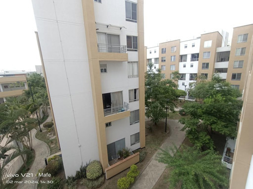 Apartamento En Arriendo En Palmira Unicentro. Cod 110329