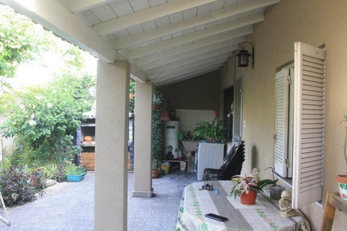 Imagen 10 de 14 de Casa En Venta En Ituzaingo Sur