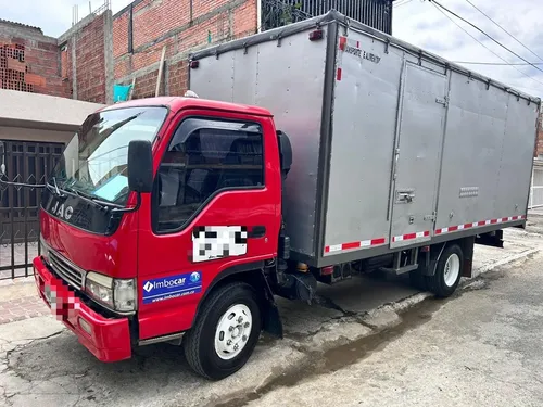 Tipo Furgon ,capacidad 4.5 Toneladas