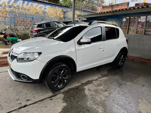 Renault Stepway 1.6 Expression / Zen