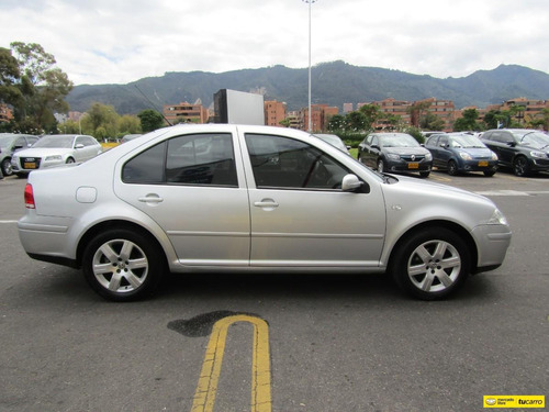 Volkswagen Jetta 2.0 Trendline