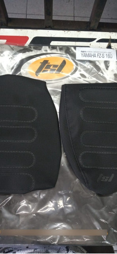 Funda Yamaha Fz Fi 2.0 Asiento Grip Tsl Negra Estampada Jueg