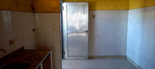 Imagen 14 de 18 de Venta P.h. De 4 Ambientes En Bernal Oeste