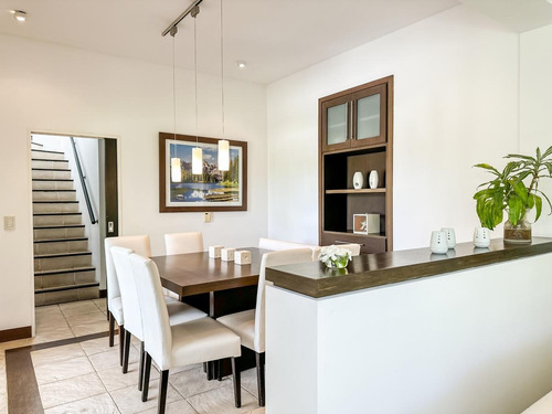 Imagen 10 de 30 de Casa En Venta Al Rio - Barrio Santa Catalina Villa Nueva Tigre