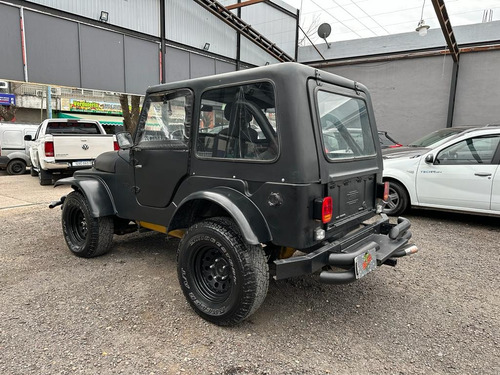 Jeep Ika