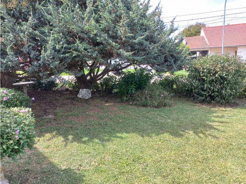 Faro; Chalet Chico S/ Diag.v.sarsfield