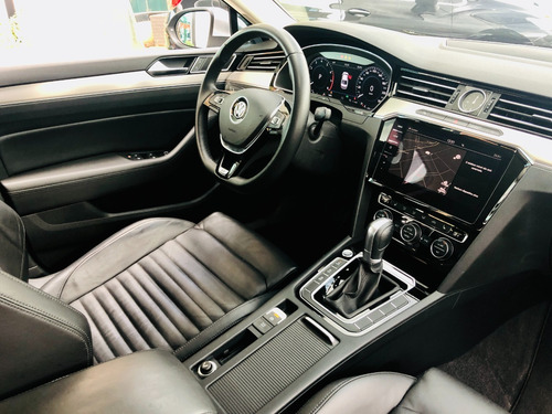Volkswagen Passat 2018 2.0 Tsi Highline 4p