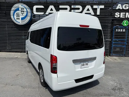 Nissan Urvan 2.5 Nv350 12 Pas Aa Mt