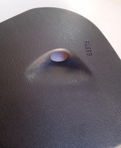 Tapa Fusibles Tablero Der Pontiac Grand Am Se 3.4 Aut 1999 (Usado)
