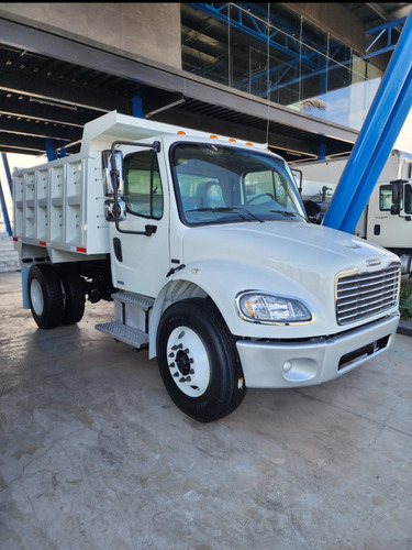 Freightliner M2 35k Modelo 2018 Volteo 7 Metros Cúbicos