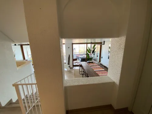 Vista A La Ciudad, Con 4d, 3b Y Completamente Remodelado