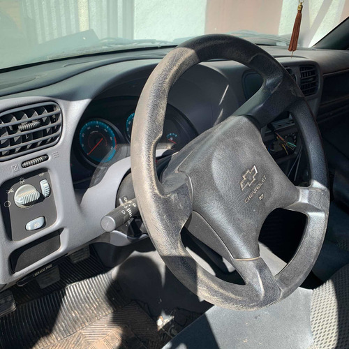 Imagem 6 de 9 de Sucata De Chevrolet S10 2.4 Flex Adv Pra Retirar Peças