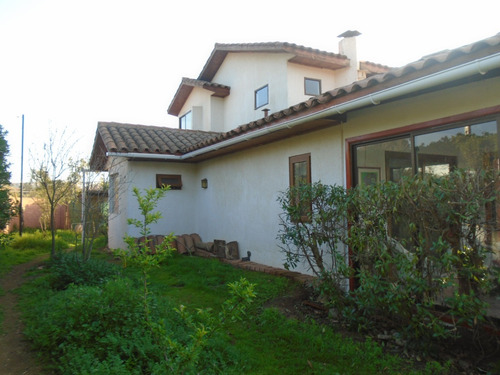 Parcela En Condominio. 6d 4b. Piscina !!!