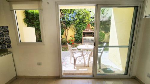 Casa 3 Ambientes En Venta En Monte Grande