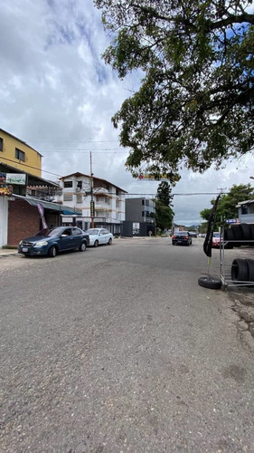 Imagen 2 de 10 de Y.r. Edificio Comercial Y Residencial Barrio El Carmen
