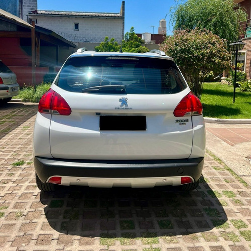 Imagen 25 de 25 de Peugeot 2008 1.6 Sport 2017