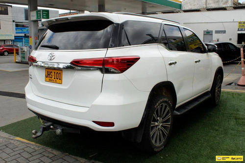 Toyota Fortuner 2.8l