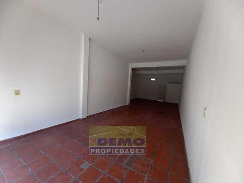 Imagen 4 de 8 de Local - Grand Bourg