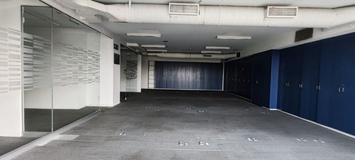 Oficina En Renta 1,300 M2 En Cuauhtemoc.