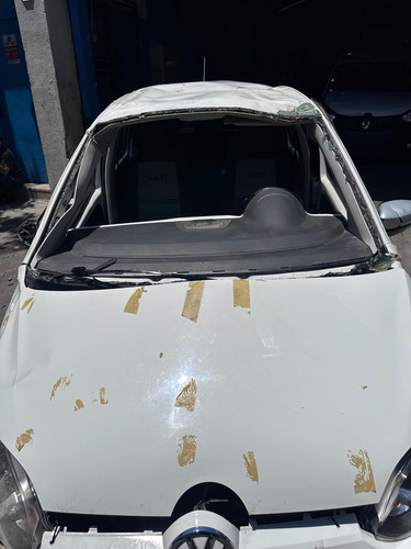 Volkswagen White Up! 1.0 Mpi
