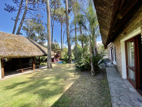 Imagen 16 de 23 de Casa En Pinares 3 Dormitorios Con Piscina Y Parrillero - Punta Del Este Pinares