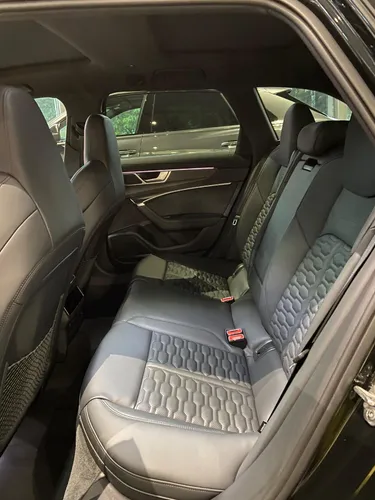 Audi RS6 4.0 V8 Performance Tiptronic Quattro