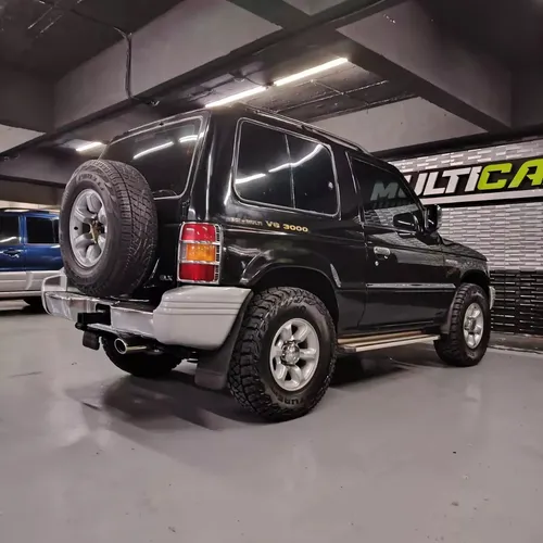 Mitsubishi Montero Dakar