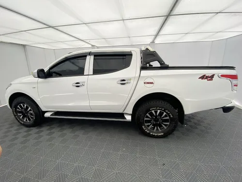 Mitsubishi L200 2.5l