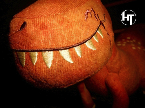 Imagen 4 de 10 de Disney, Pixar, Dinosaur, El Viaje De Arlo, Butch, Peluche