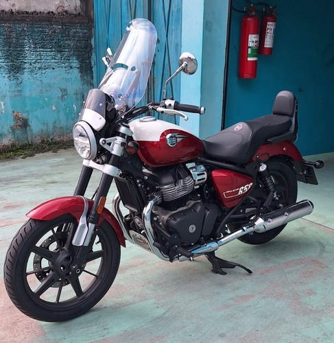 Royal Enfield Super Meteor 650