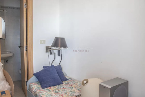 Divino Apartamento En Venta De 3 Dormitoriors En Torre Nueva York, Punta Del Este.