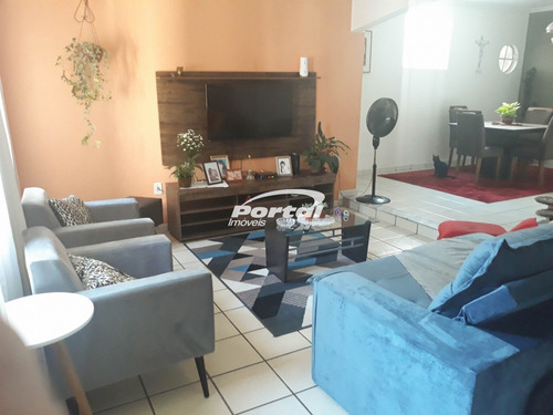Imagem 3 de 19 de Casa 03 Dormitórios Sendo 01 Suíte E Demais Dependências. - 35711320v