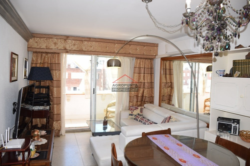 Apartamento Muy Cómodo En Alquiler De Temporada - Ref: 4979