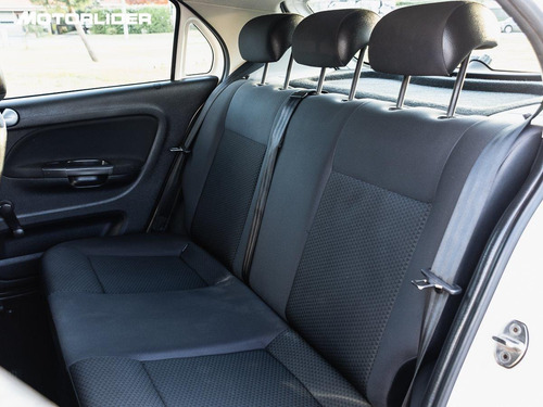 Imagen 7 de 15 de Volkswagen Gol 1.6 Power G7 Ex. Full | Permuta / Financia