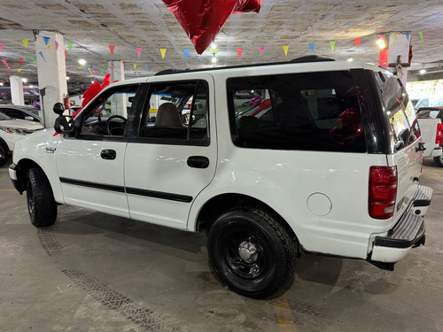 Ford Expedition 4.6 Xlt 4x2 Mt