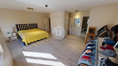 Imagen 16 de 30 de Muy Buena Casa , Entre Vias Y Libertador, Con 4 Dormitorios, Jardin, Pileta.