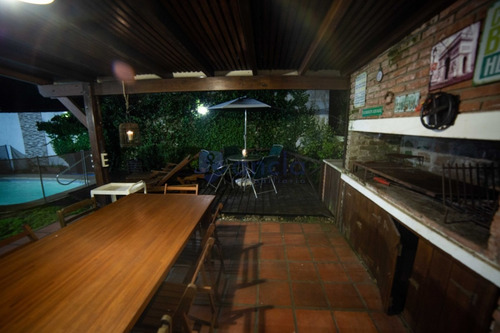 Casa En Punta Del Este, San Rafael- Ref: 932