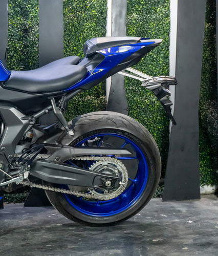 Yamaha R7 2022