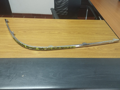 Platina Cromada Parachoque Trasero Volkswagen Passat