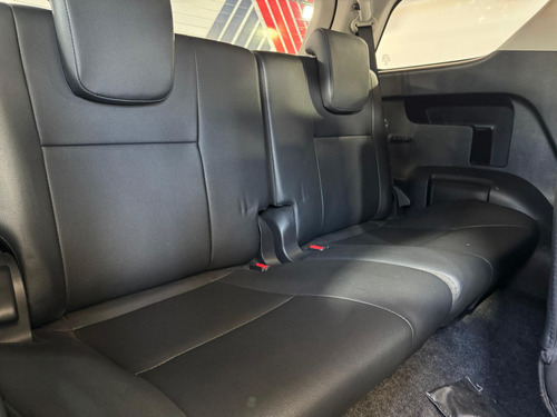Toyota Hilux SW4 2.8 D-4D TURBO DIESEL SRX 4X4 AUTOMÁTICO