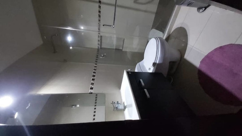 Imagen 15 de 17 de Se Vende Town House En Mañongo, Res. Bonaventure Home Jc-047