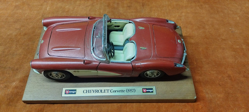 Chevrolet Corvette 1957 Burago 1/18