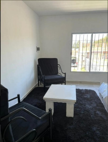 Imagen 7 de 10 de Hermosa Casa Quinta En Escobar, 4 Ambientes Con Pileta