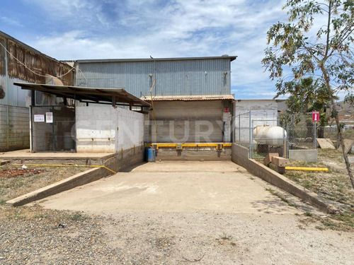 Bodega En Venta En Maneadero, Ensenada, Baja California.